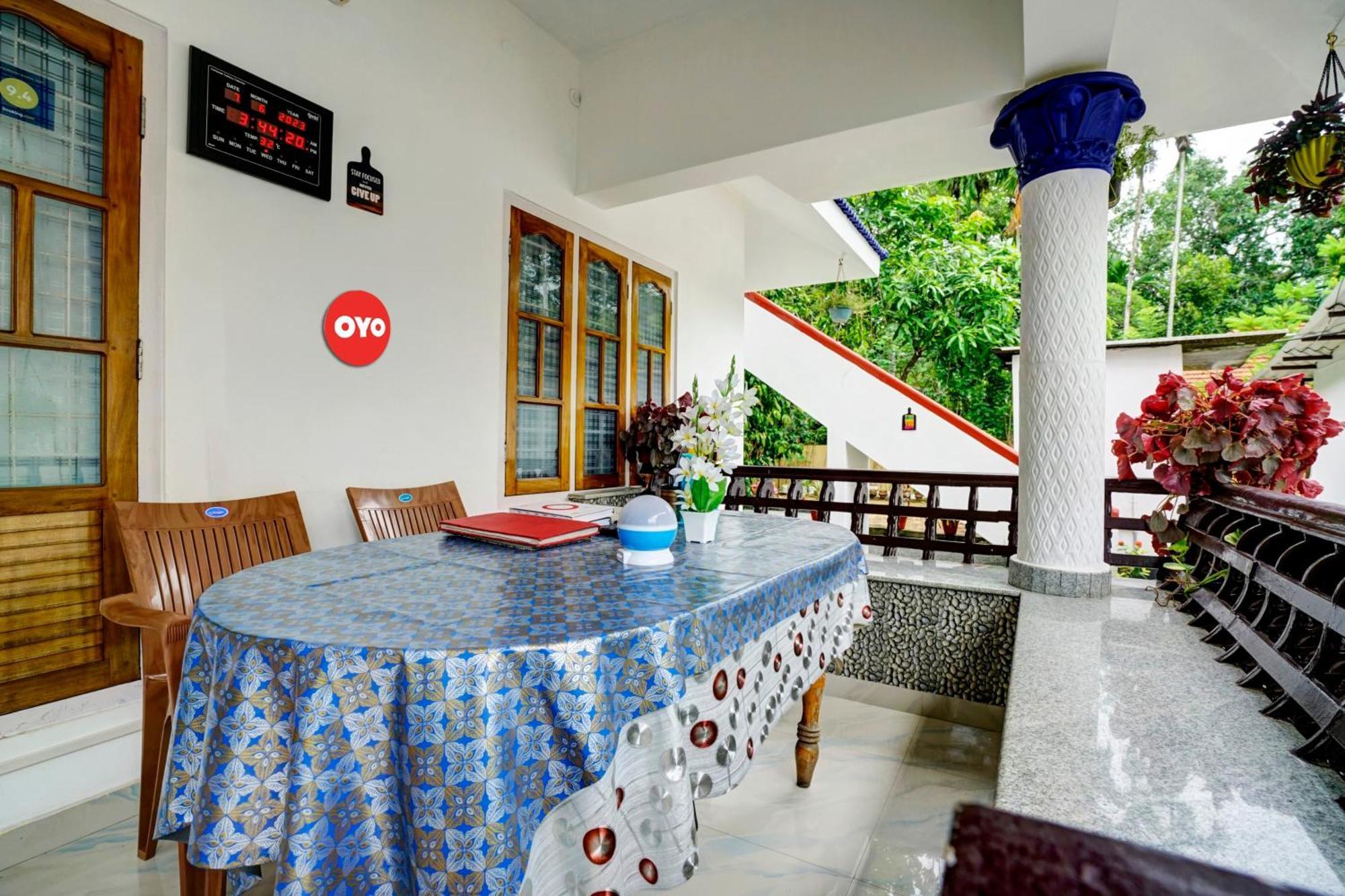 Oyo Flagship Meadow View Inn Thekkady Zewnętrze zdjęcie