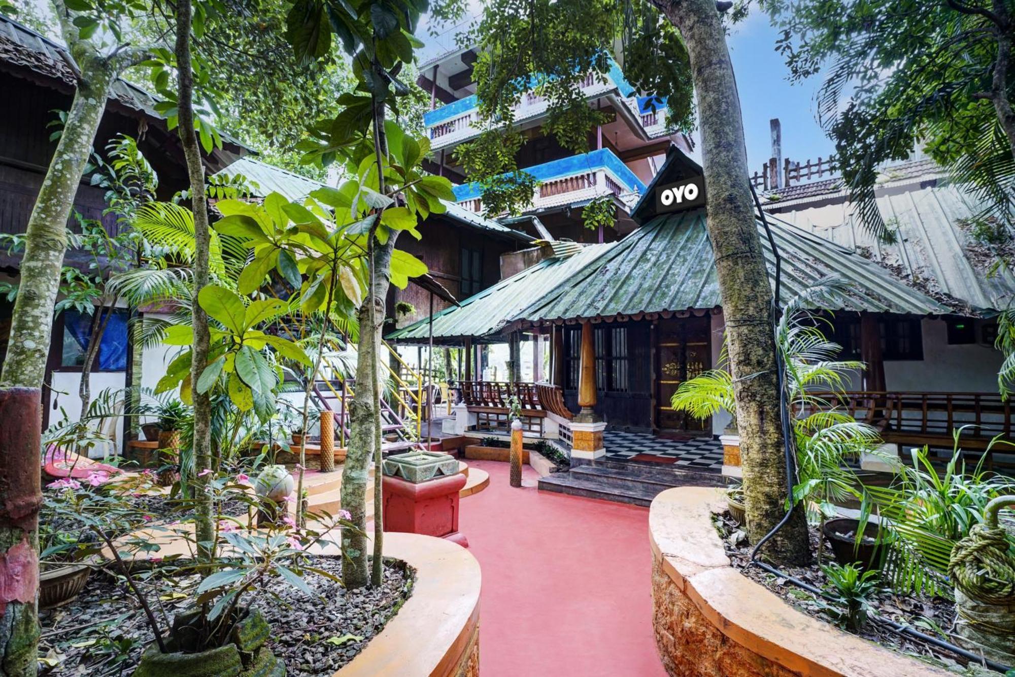 Oyo Flagship Meadow View Inn Thekkady Zewnętrze zdjęcie